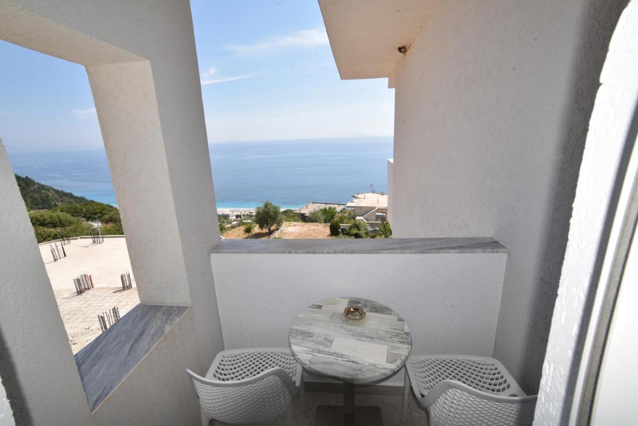 Dima Vista Hotel Dhërmi Екстериор снимка