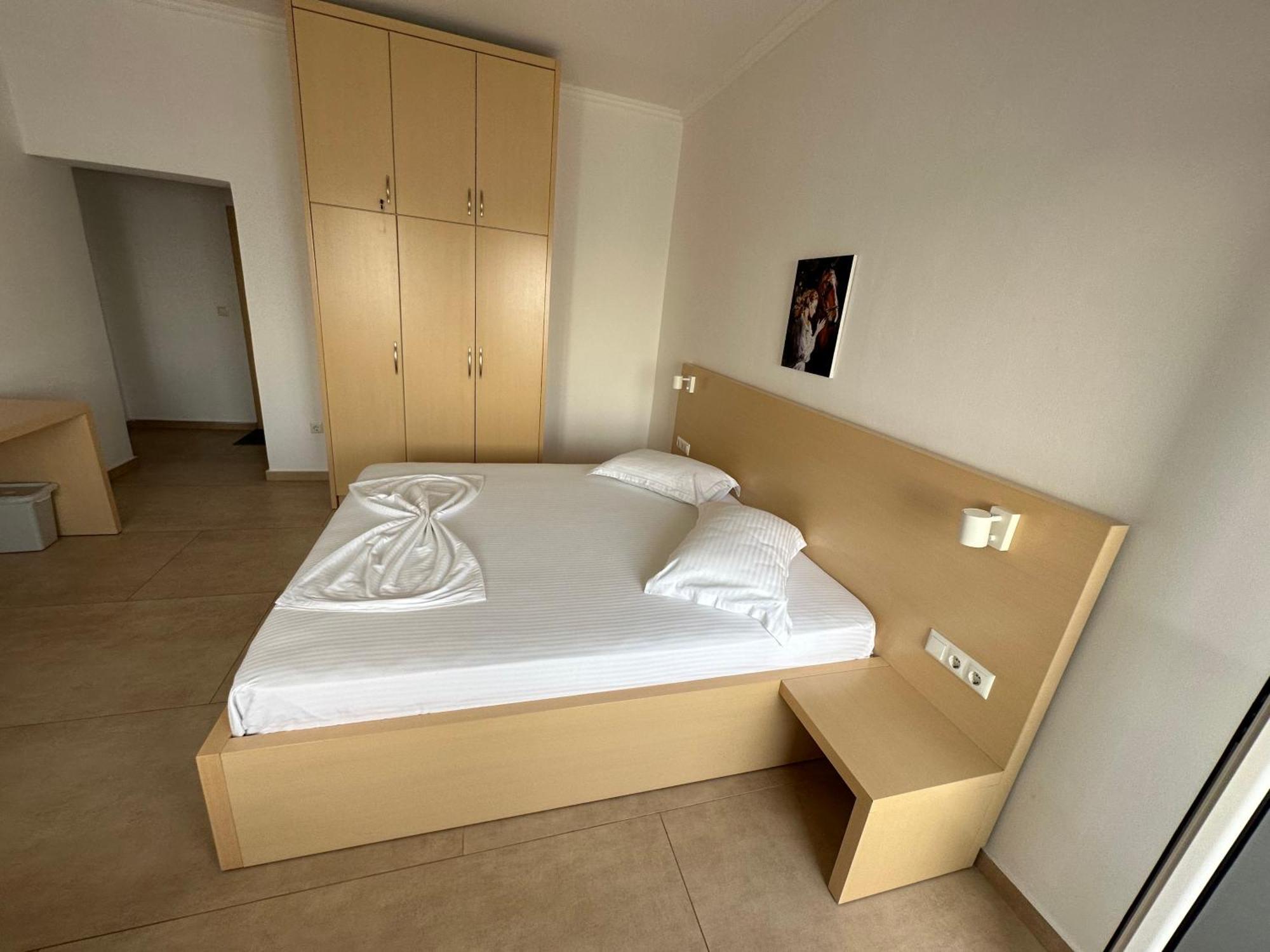 Dima Vista Hotel Dhërmi Екстериор снимка