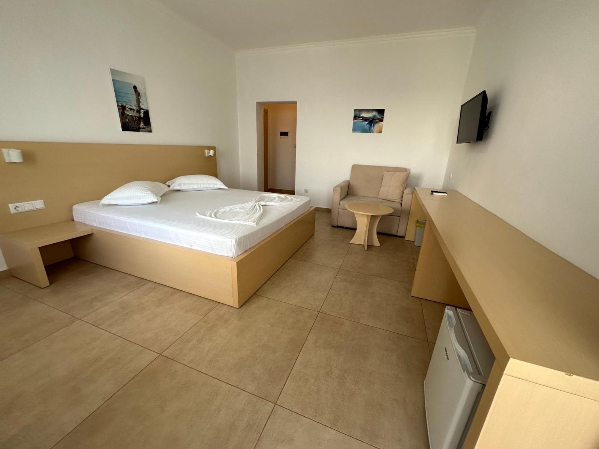 Dima Vista Hotel Dhërmi Екстериор снимка