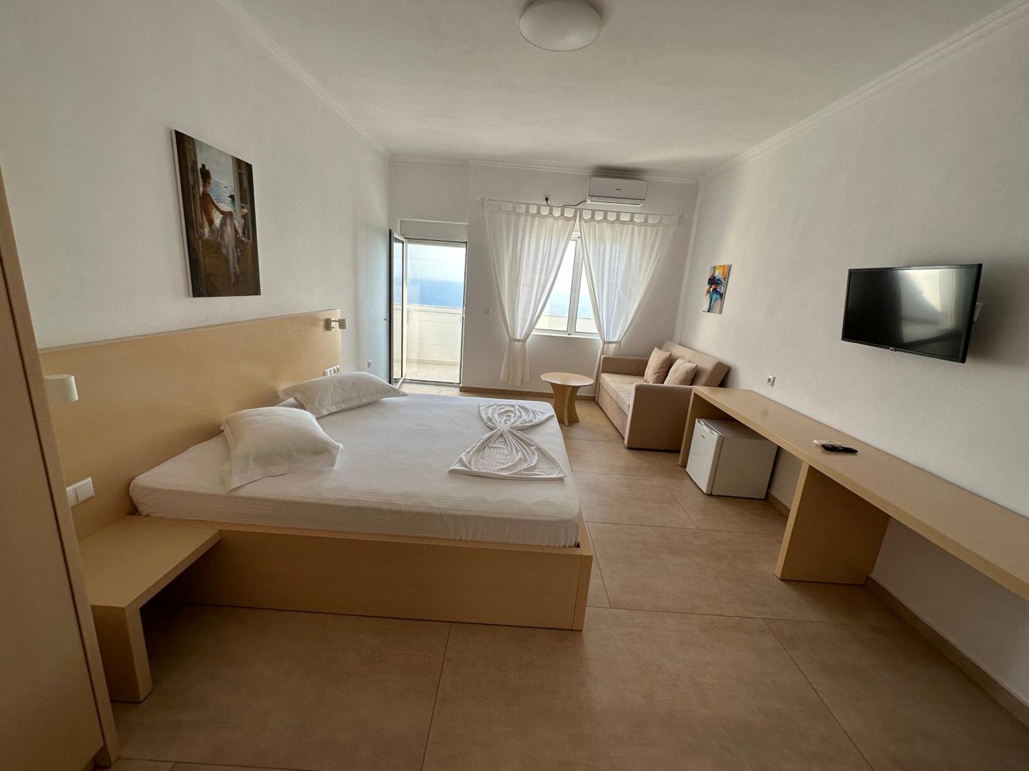 Dima Vista Hotel Dhërmi Екстериор снимка